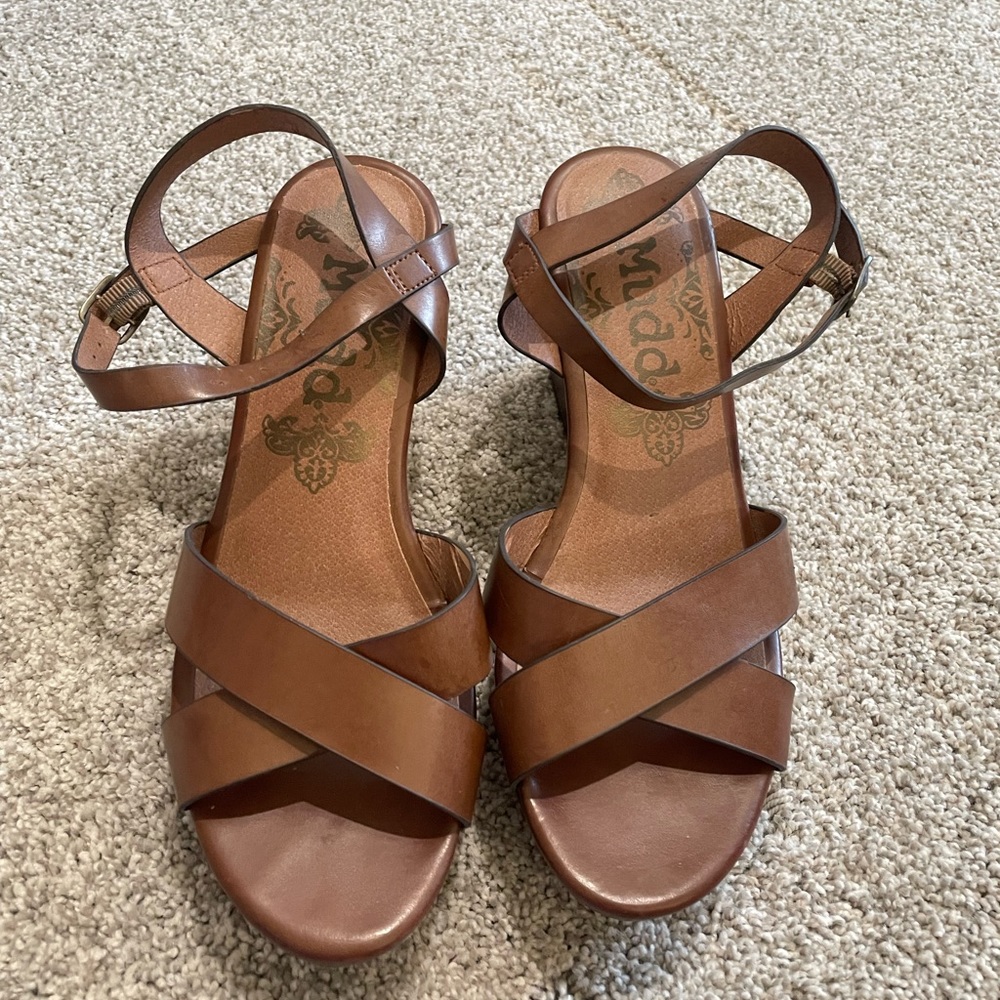 Mudd wedges.